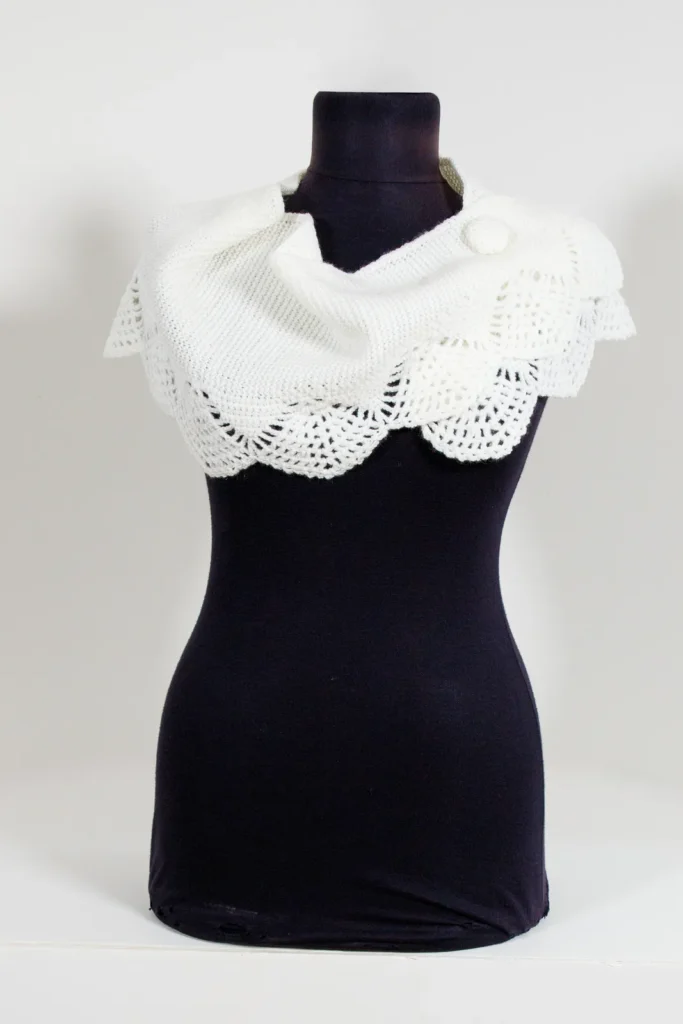 עליונית "בולרו" בצבע לבן