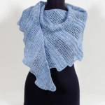 צעיף "בקטוס" מעוצב בצבע כחול