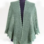 עליונית סרוגה מעוצבת בצבע ירוק כהה