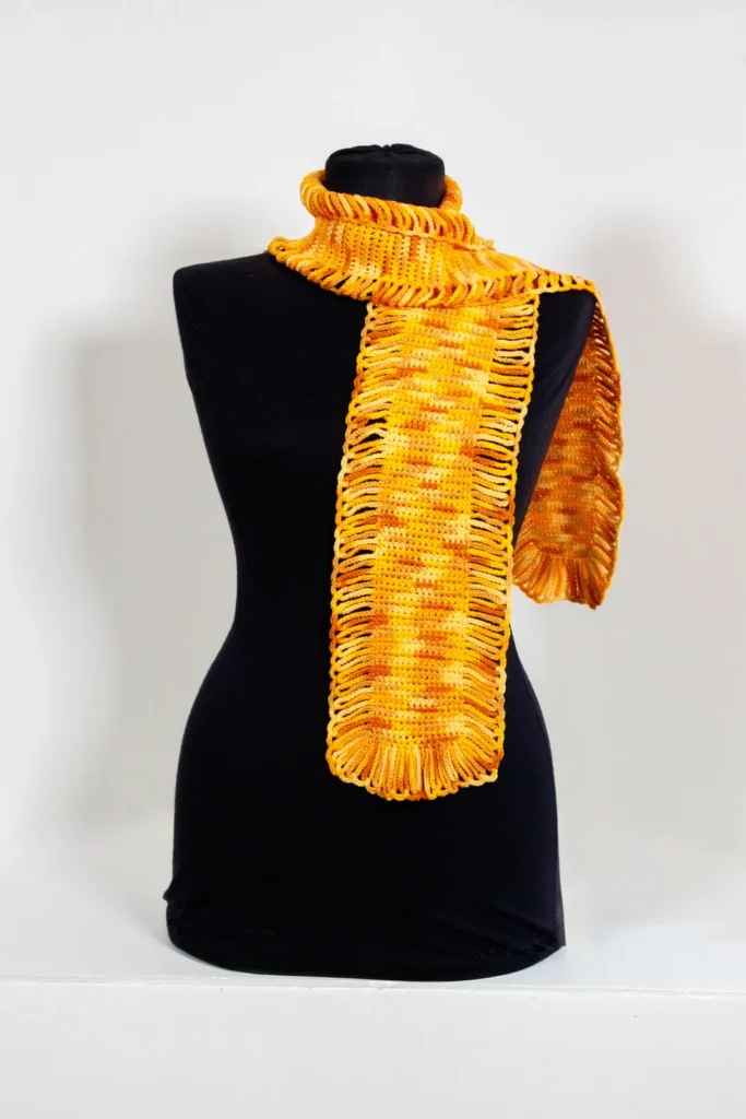 צעיף סרוג צבעוני