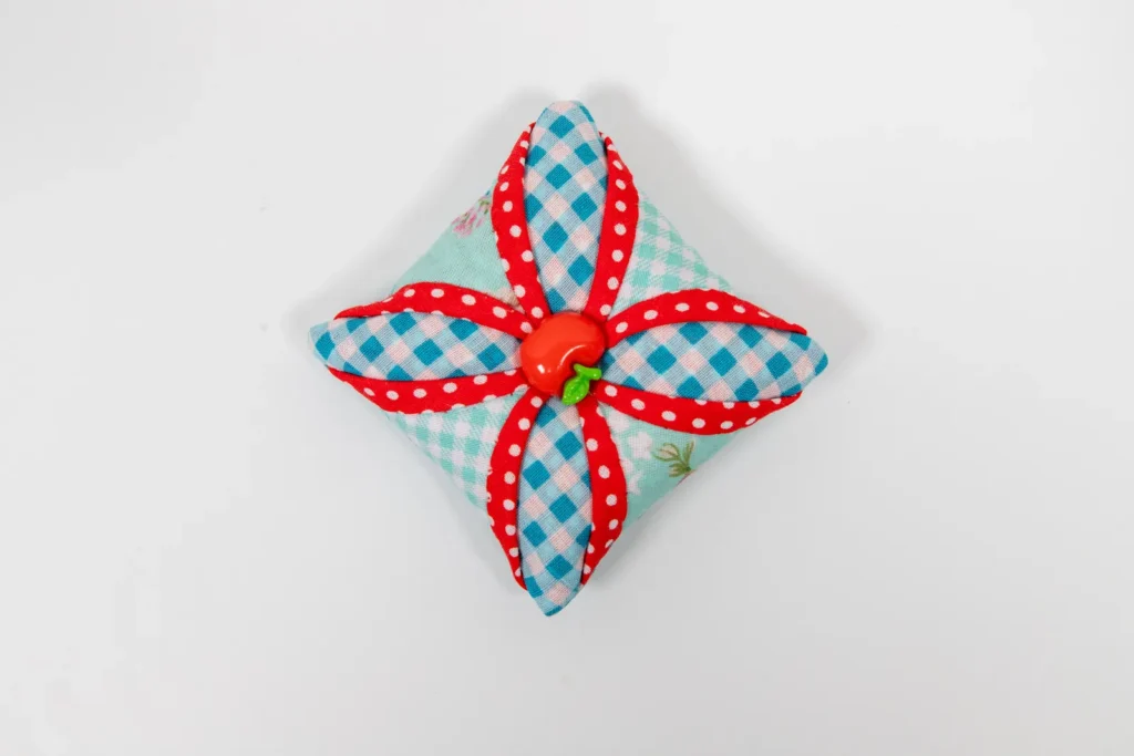 כרית למחטים