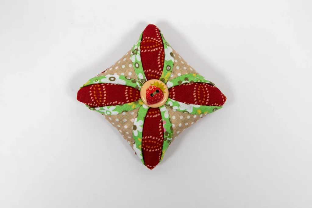 כרית למחטים