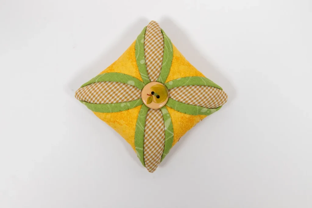 כרית למחטים