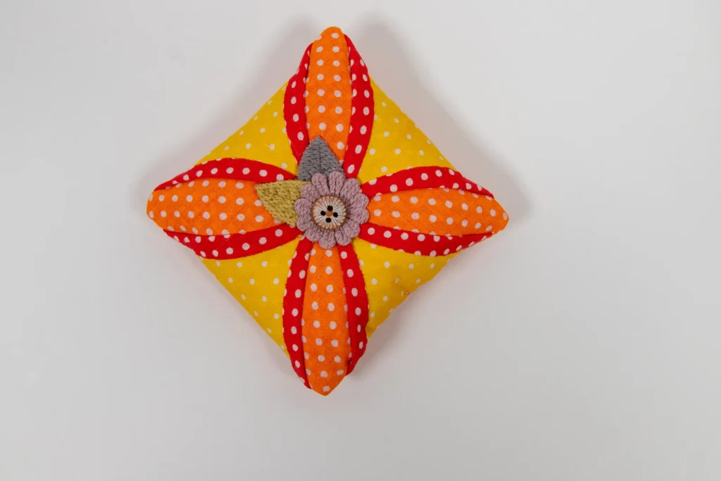 כרית למחטים